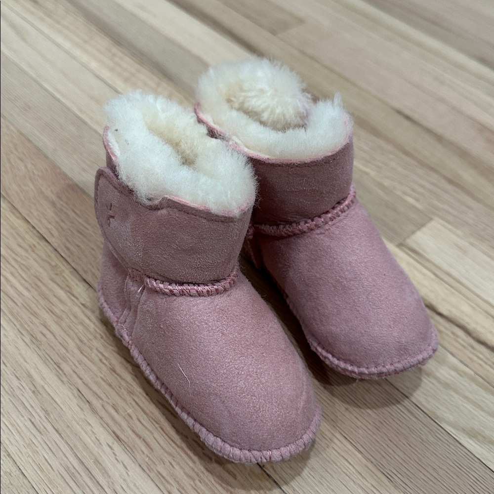EMU Australia Pink Baby Booties